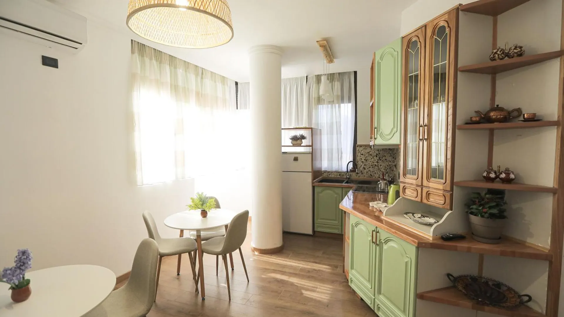 Bed and Breakfast Nidum Harmony Tirana